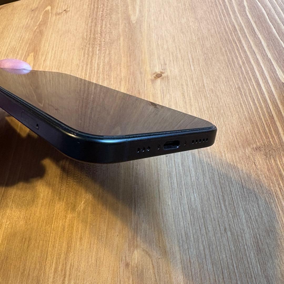 iPhone15 256GB ブラック