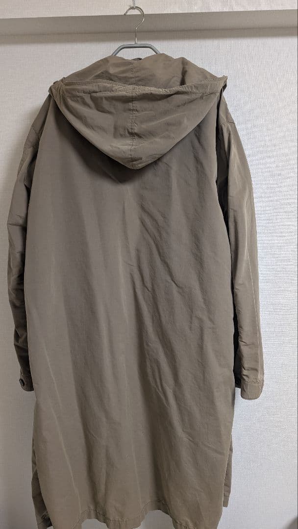 COMOLI コットンナイロンフーデッドコート/モッズコート/BEG/美品。