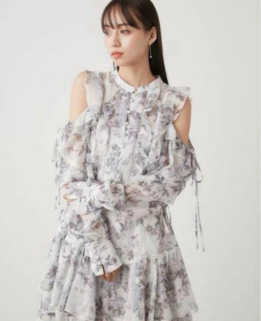 snidel プリントフリルシフォンミニワンピース