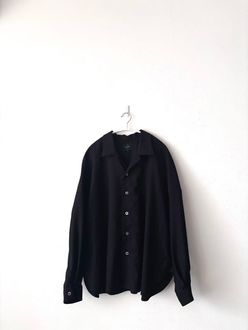 superNova. スーパーノヴァ　ビッグシルエットシャツ　ブラック