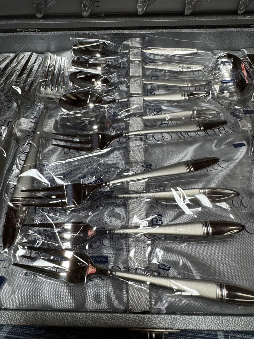 【新品・暗室保管・ケース美品！】LUCKY WOOD カラトリー 5種類x5本