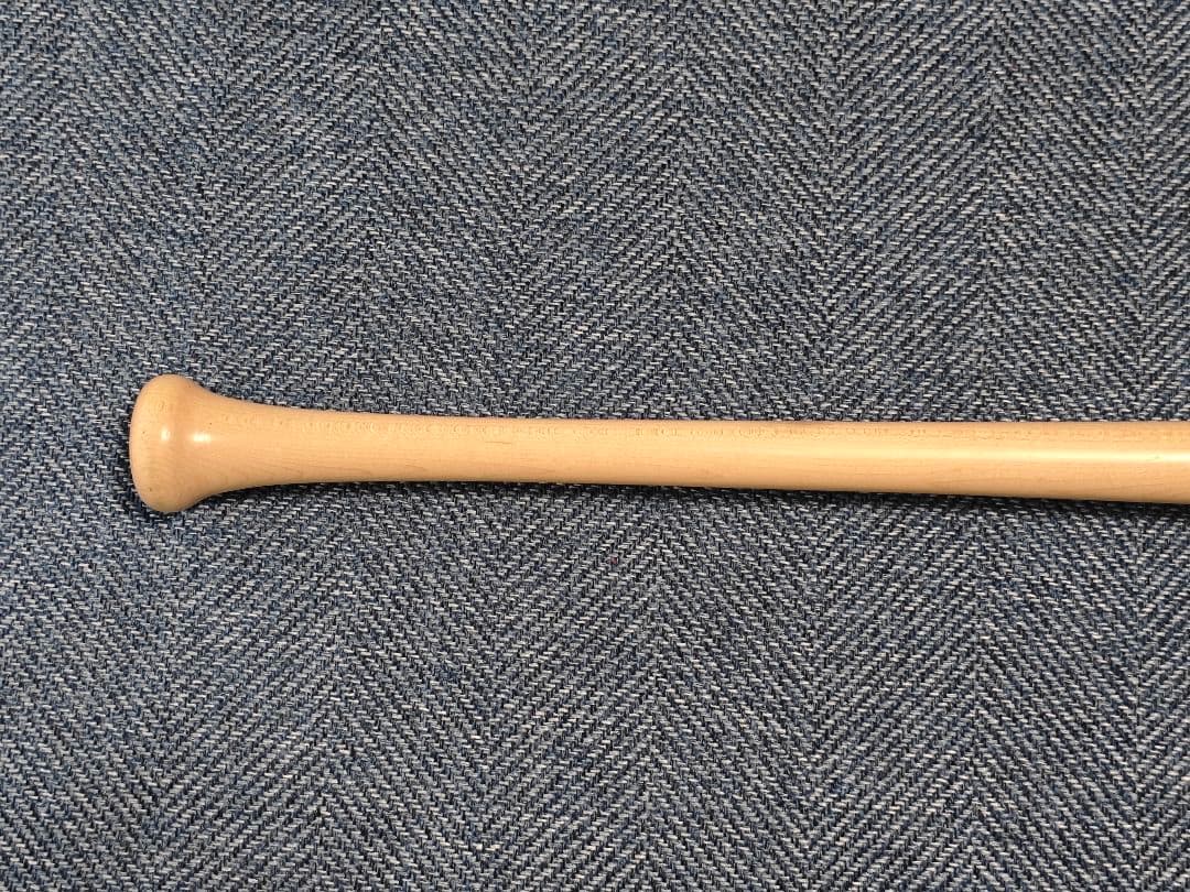 UA 硬式木製バット 吉田正尚モデル 84cm (1371238)