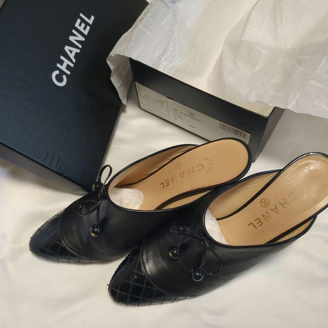 再)お値下げしました)CHANEL ブラックレザー ミュール