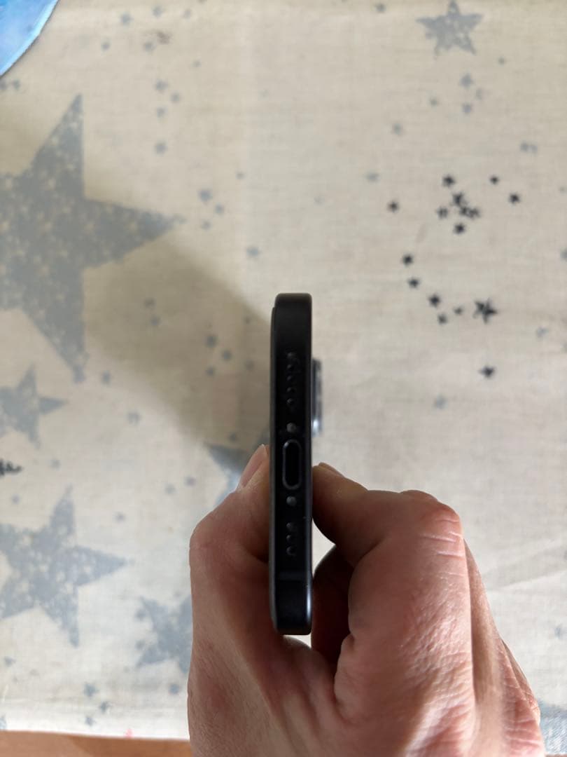 Apple iPhone 15 ブラック 本体