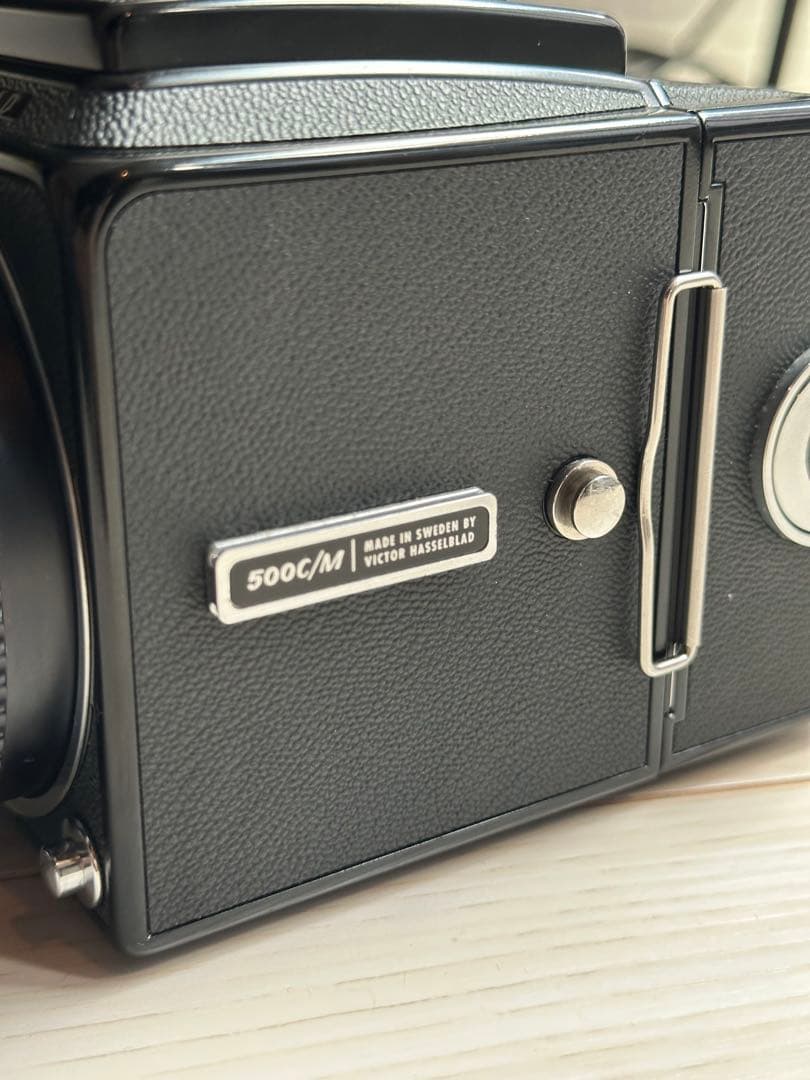 フィルムカメラ HASSELBLAD 500C Planar 80mm F2.8 C/M