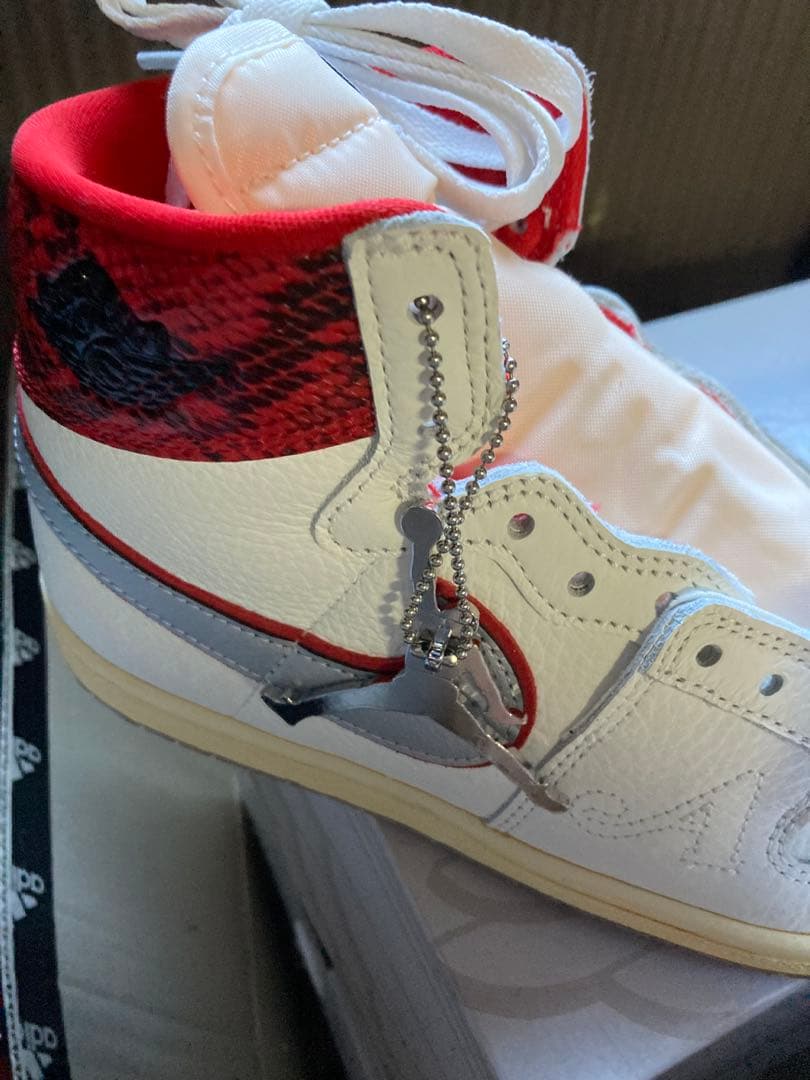 Nike Air Jordan ホワイト/レッド　アウェイク