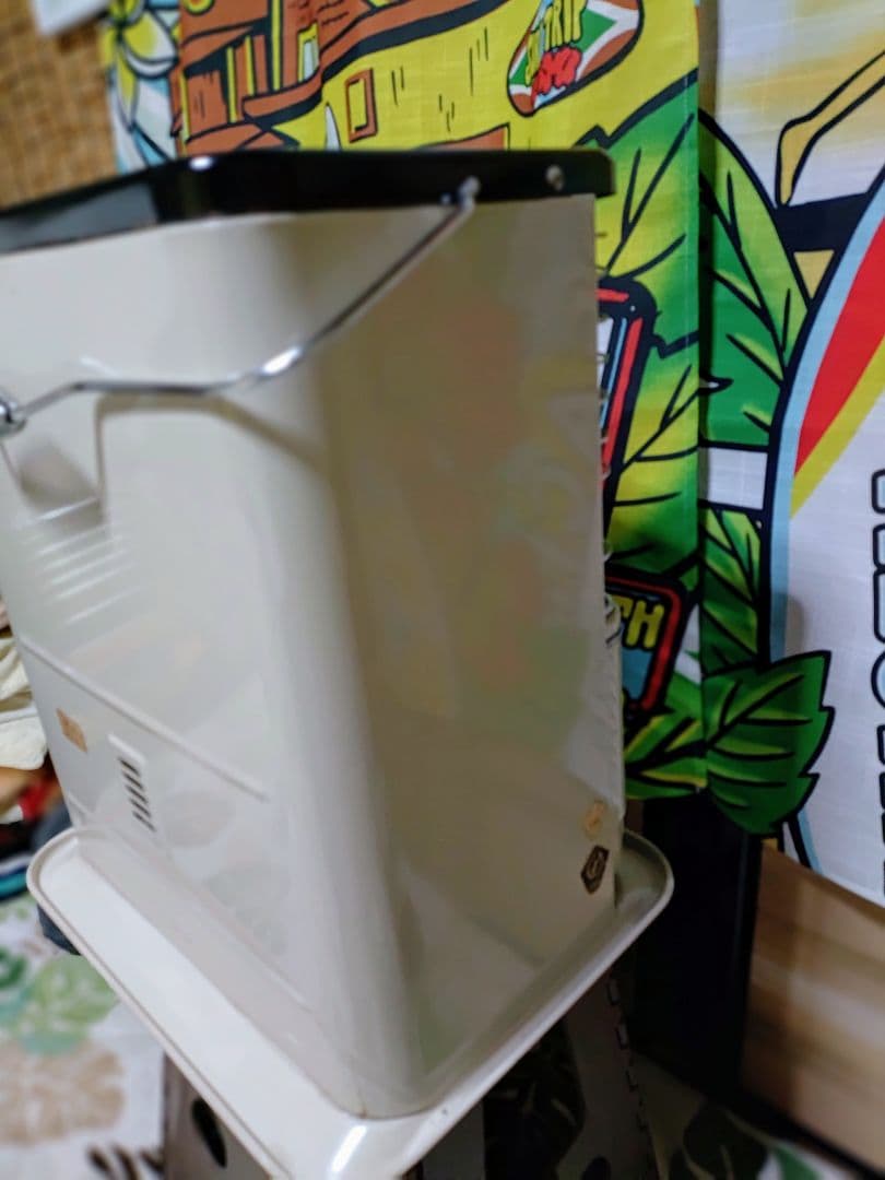 レトロ石油ストーブ　サンヨー石油ストーブOHR-H16A 小型石油ストーブ