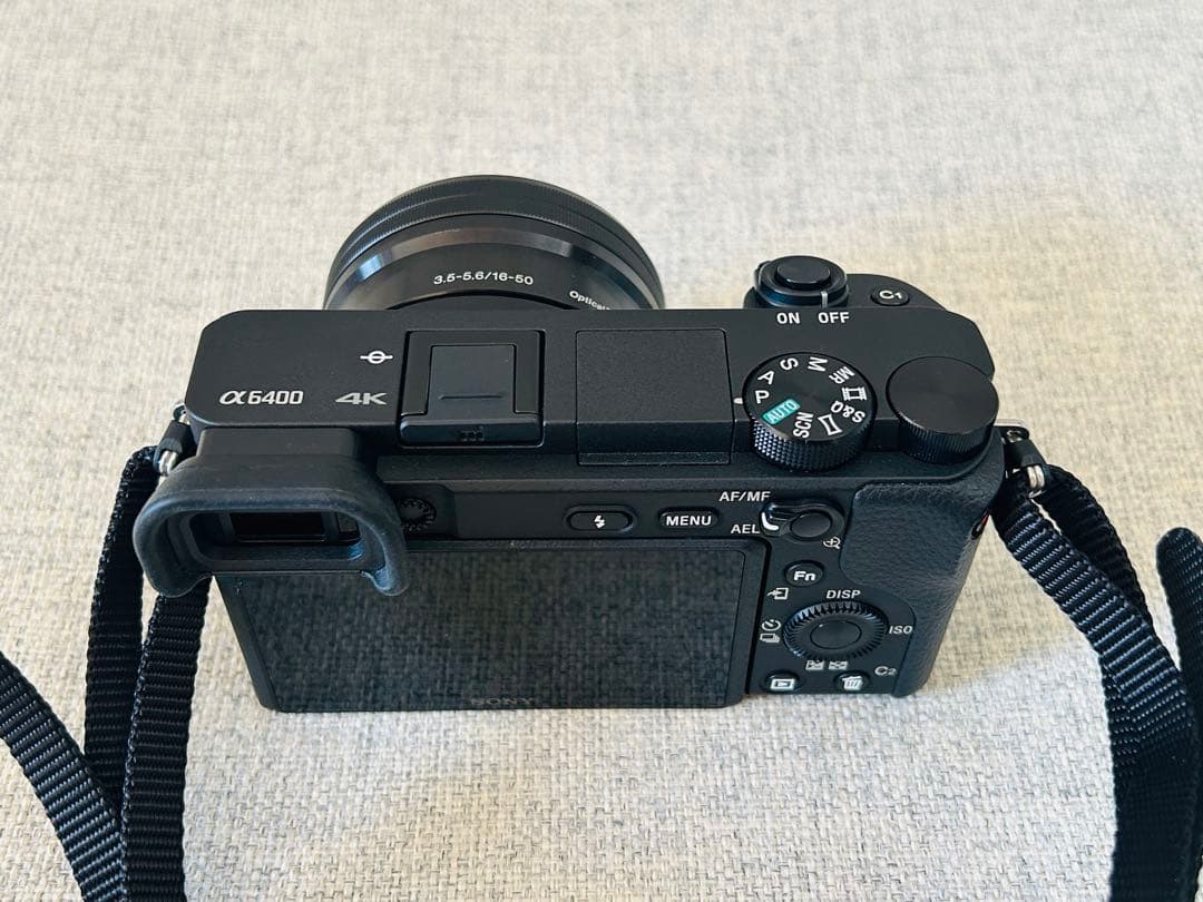 Sony α6400 本体＋16-50mm レンズキット 元箱あり