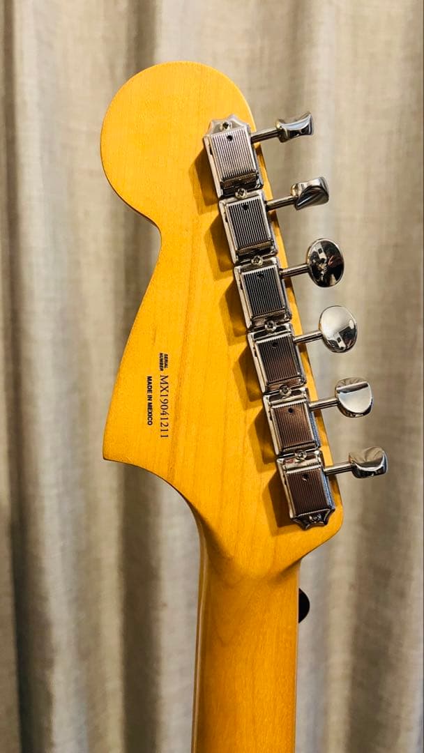 タカくんFender Jaguar vintera 60s Modifie