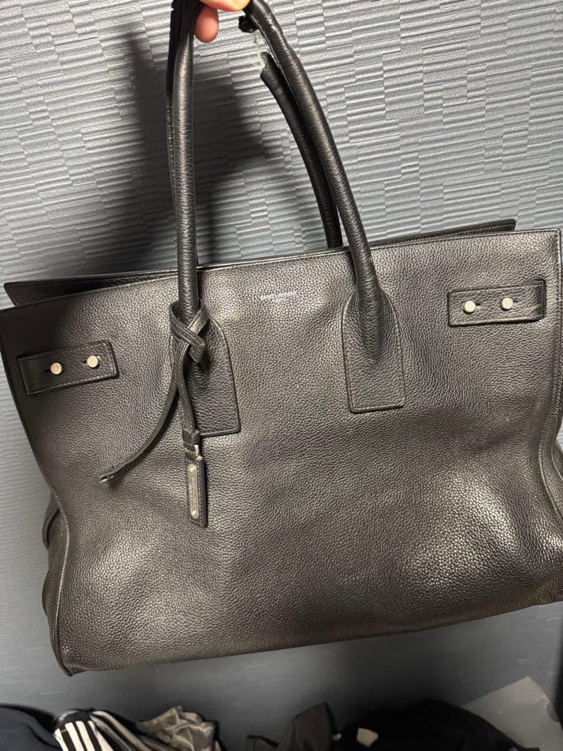 SAINT LAURENTサック・ド・ジュール・スープル