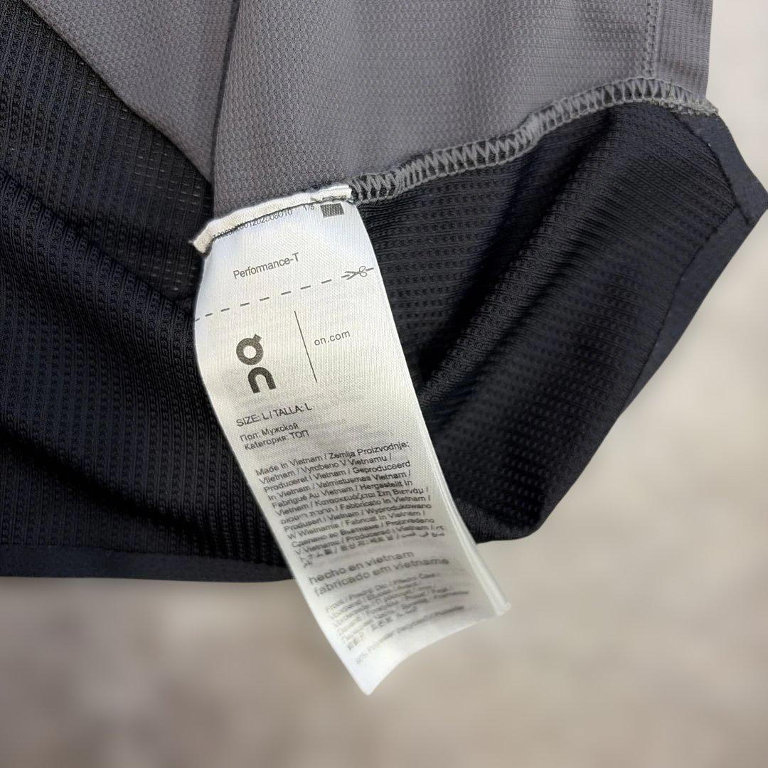 ON Running DRYTEC 半袖トップス グレー/ブラック
