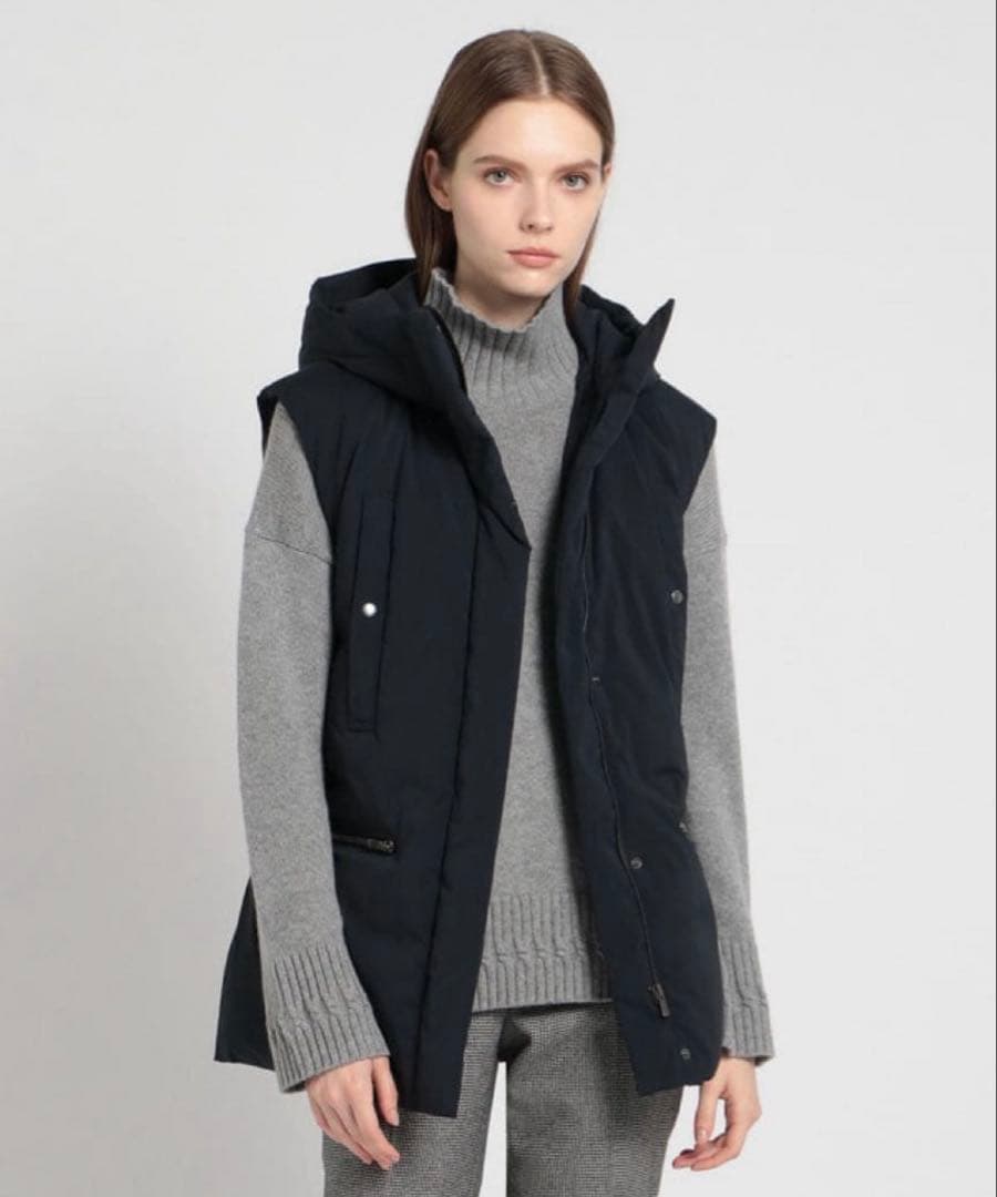 新品タグ付未使用(難あり)24AW セオリーリュクスダウンフェザーベスト38