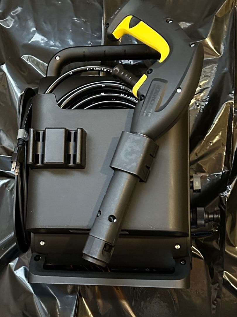 未使用品　KARCHER 高圧洗浄機　サイレントスリムベーシック　洗車キット付き