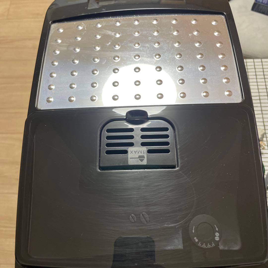 デロンギ 全自動コーヒーマシン マグニフィカS ECAM22112B