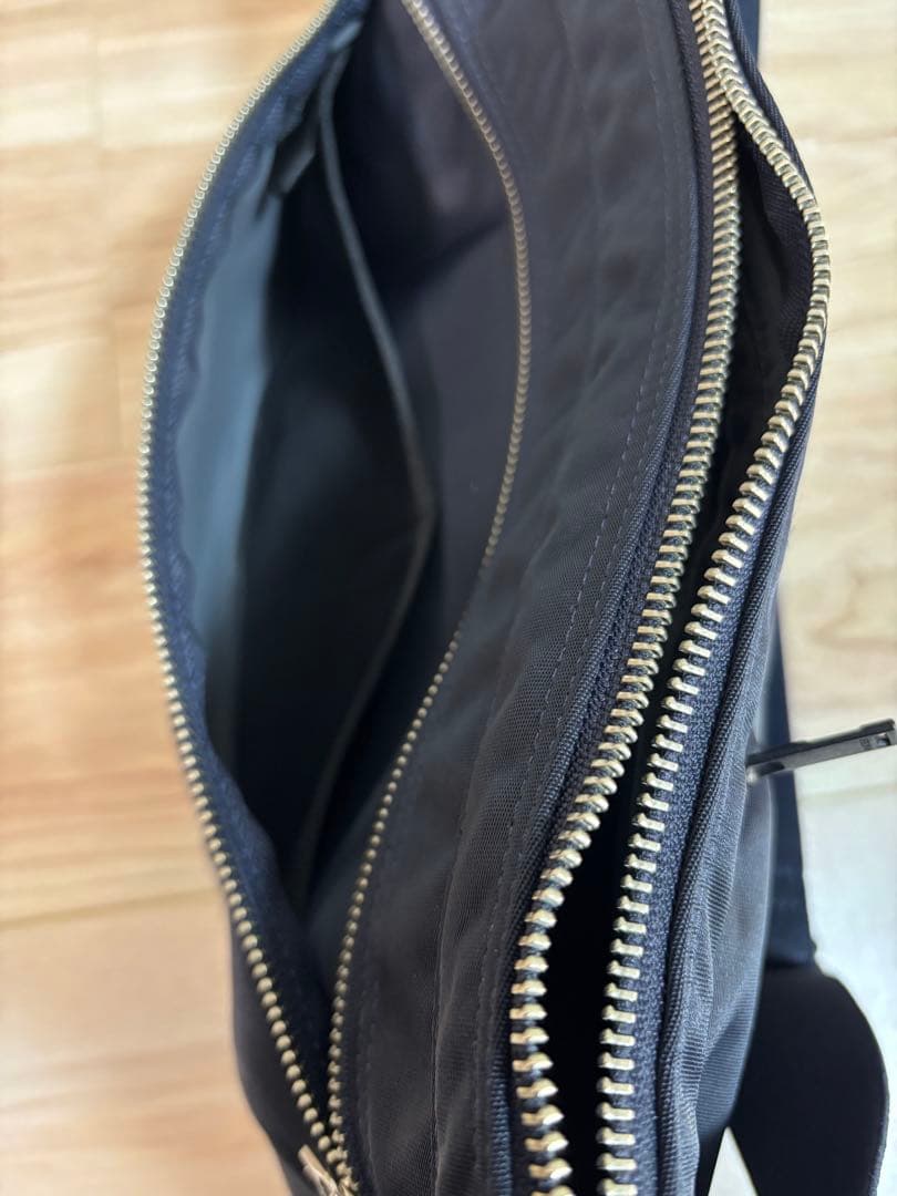 PORTER ポーター LIFT リフト　ショルダー　ハーフムーン　ネイビー