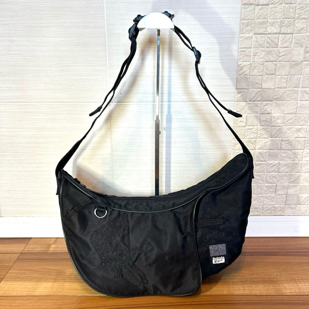 オニツカタイガー メッセンジャーバッグ 刺繍トラ Onitsuka Tiger