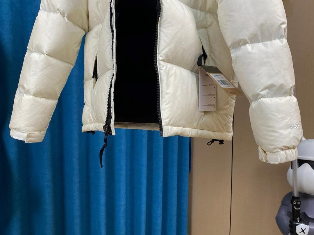 【S】サノースフェイス ヌプシ　ホワイト　700fillフィル　ダウンジャケット