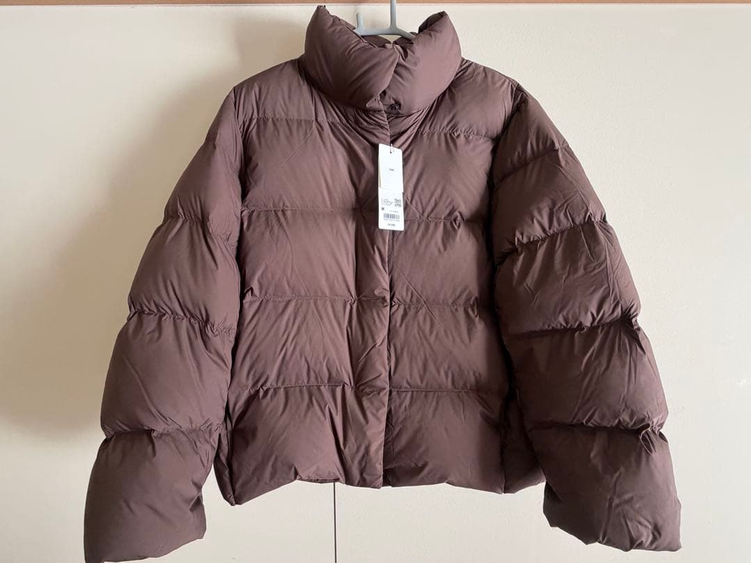 【新品タグ付き】ユニクロ パウダーソフトダウンジャケット M ブラウン