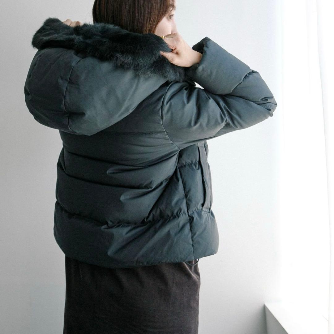 アーバンリサーチ　ダウンジャケット　ラビットファー　黒　ショートダウン　フード