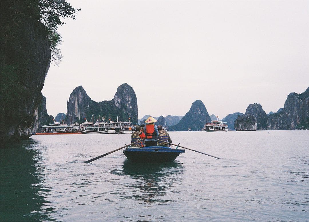 【美品】Leica M6 黒バッジ換装済 (赤バッジ付)