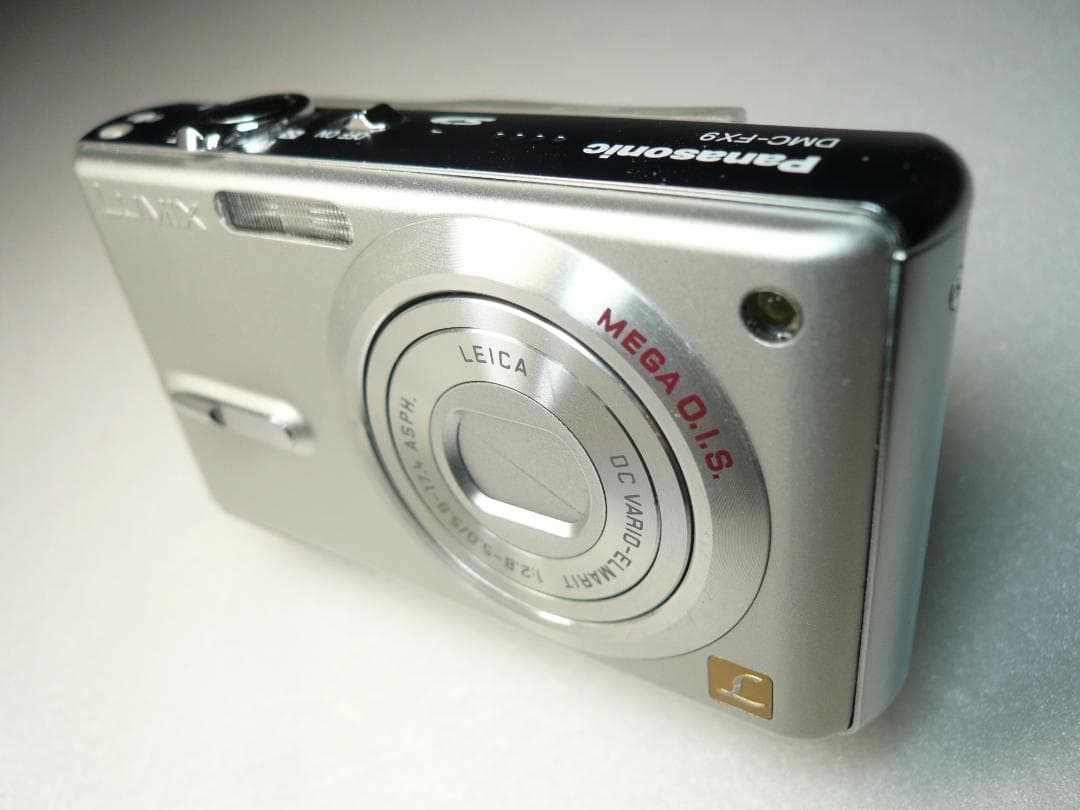 LUMIX★DMC-FX9⭐️極美品⭕️箱入完品⭕️安心の実働品★シルバー