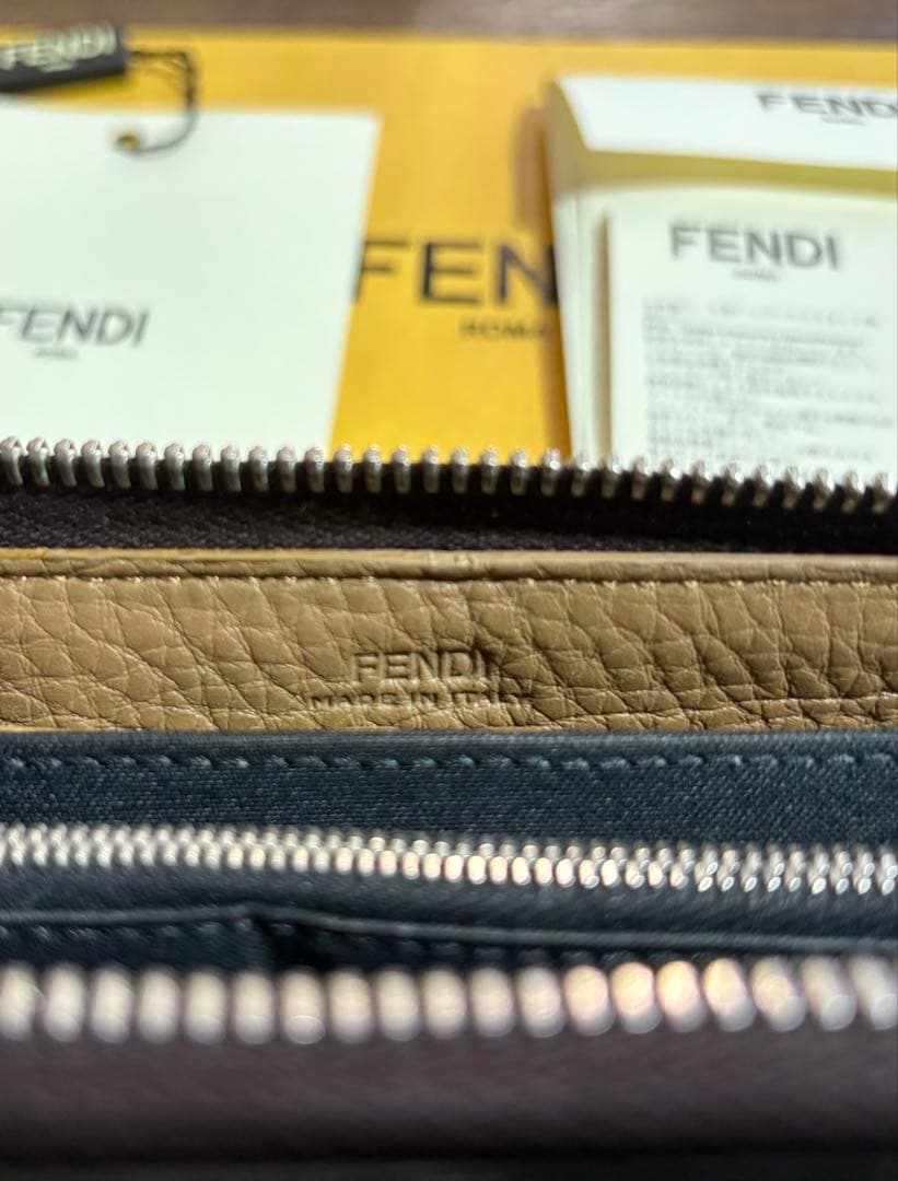 フェンディ 財布