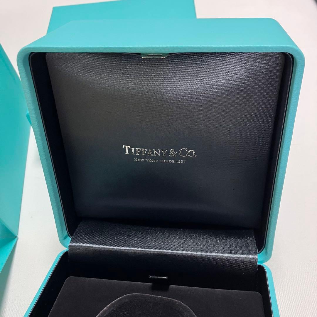 美品　ティファニー　バングルケース　空箱　ブレスレット　時計ケース　現行品