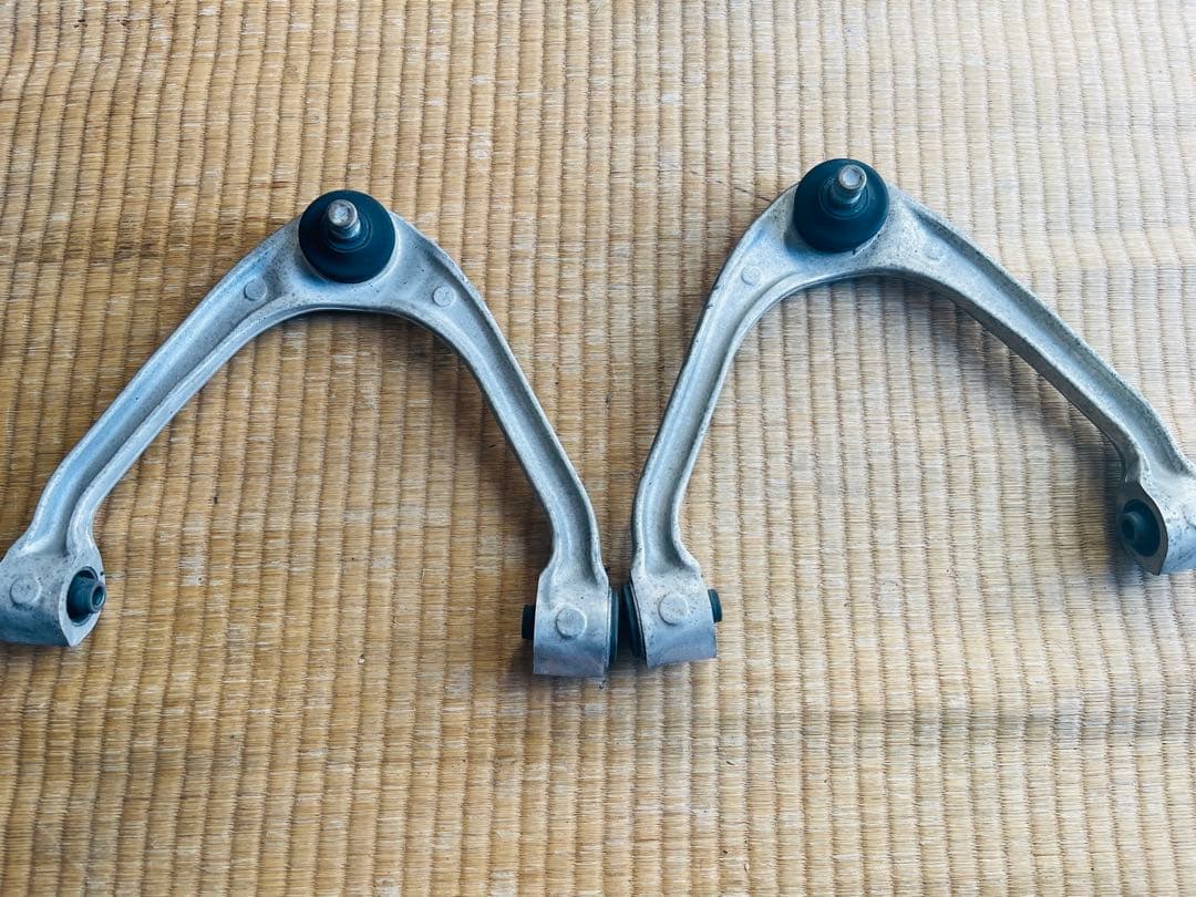 ☆期間限定特価☆V36スカイラインセダン フロントアッパーアーム☆