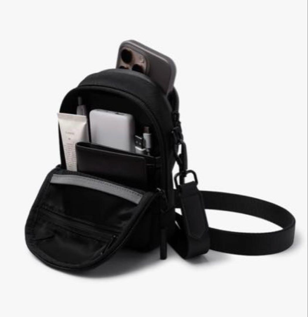 THE TOKYO TECHPACK PHONESLING【新品／送料込】