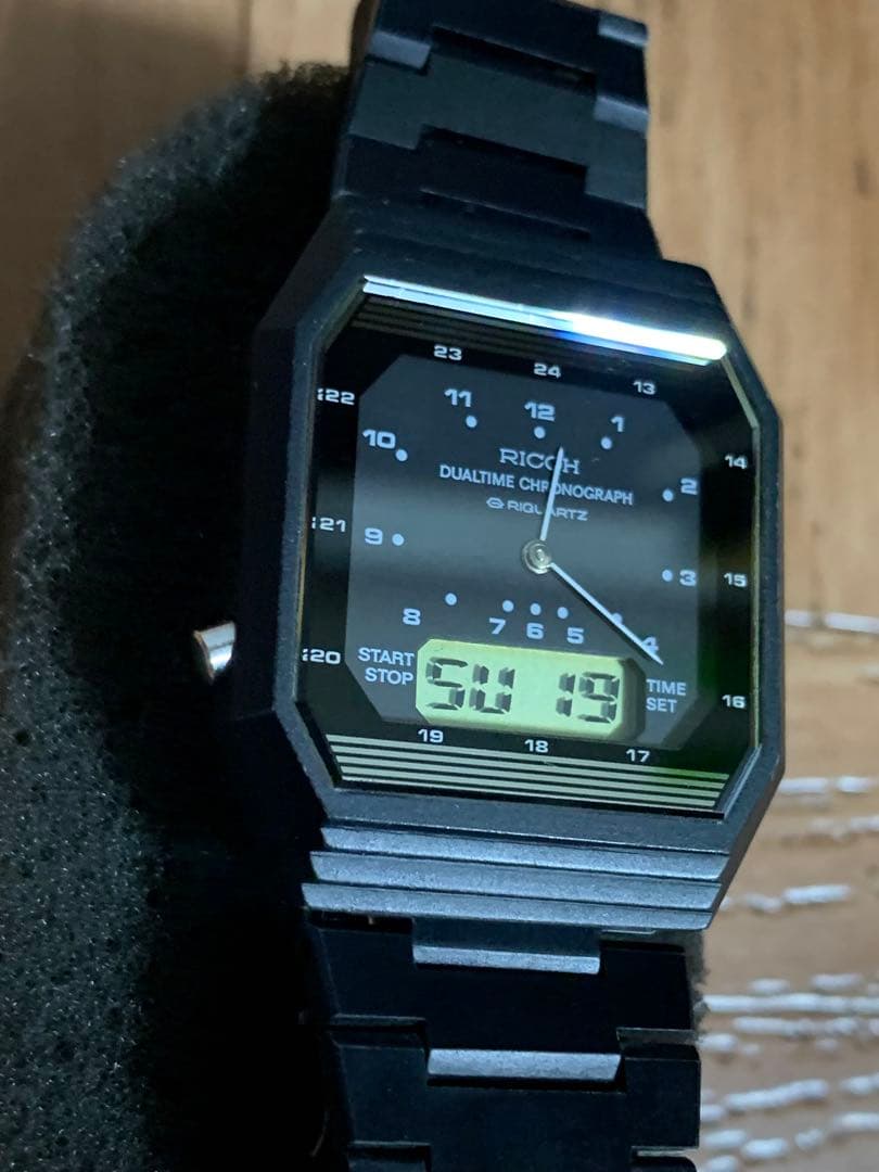 RICOHリコDUALTIME CHRONOGRAPH RIQUARTZデジアナ