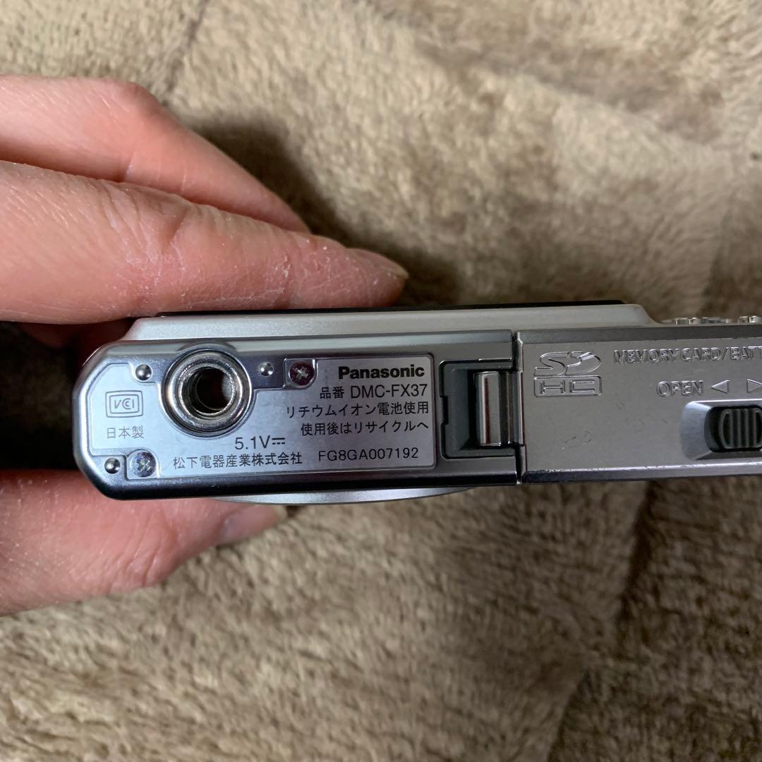 Panasonic LUMIX DMC-FX37 デジタルカメラ 本体のみ