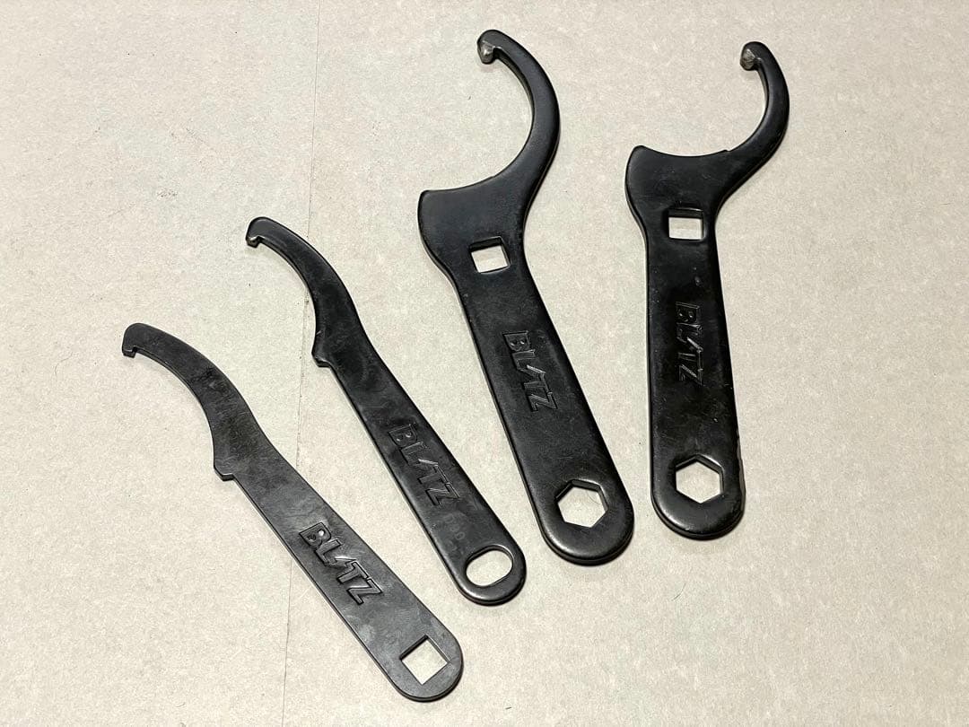 送料無料　ZRR80 ブリッツ車高調　DAMPER ZZ-R ノア　ヴォクシー