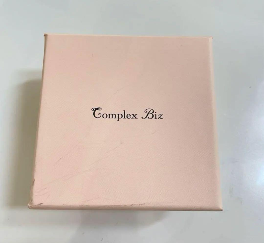 【新品未使用】Complex Biz 花の装飾 ヘアクリップ