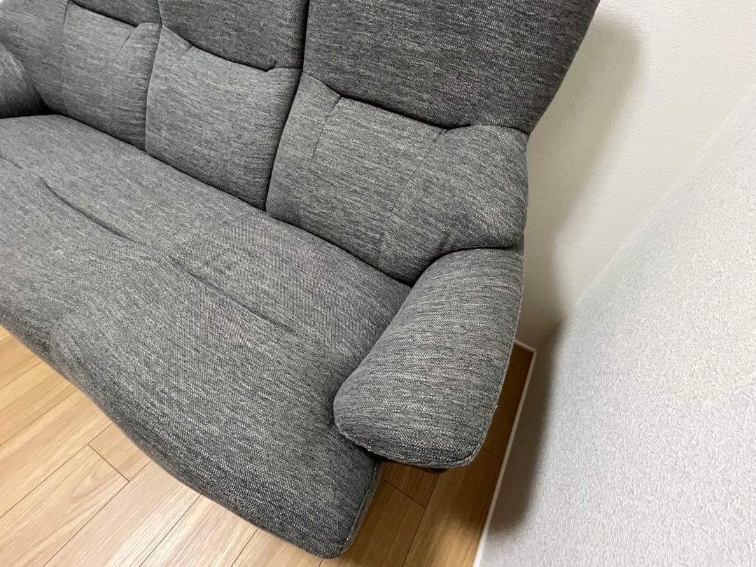 ニトリ　3人掛けソファ　コウテイ3