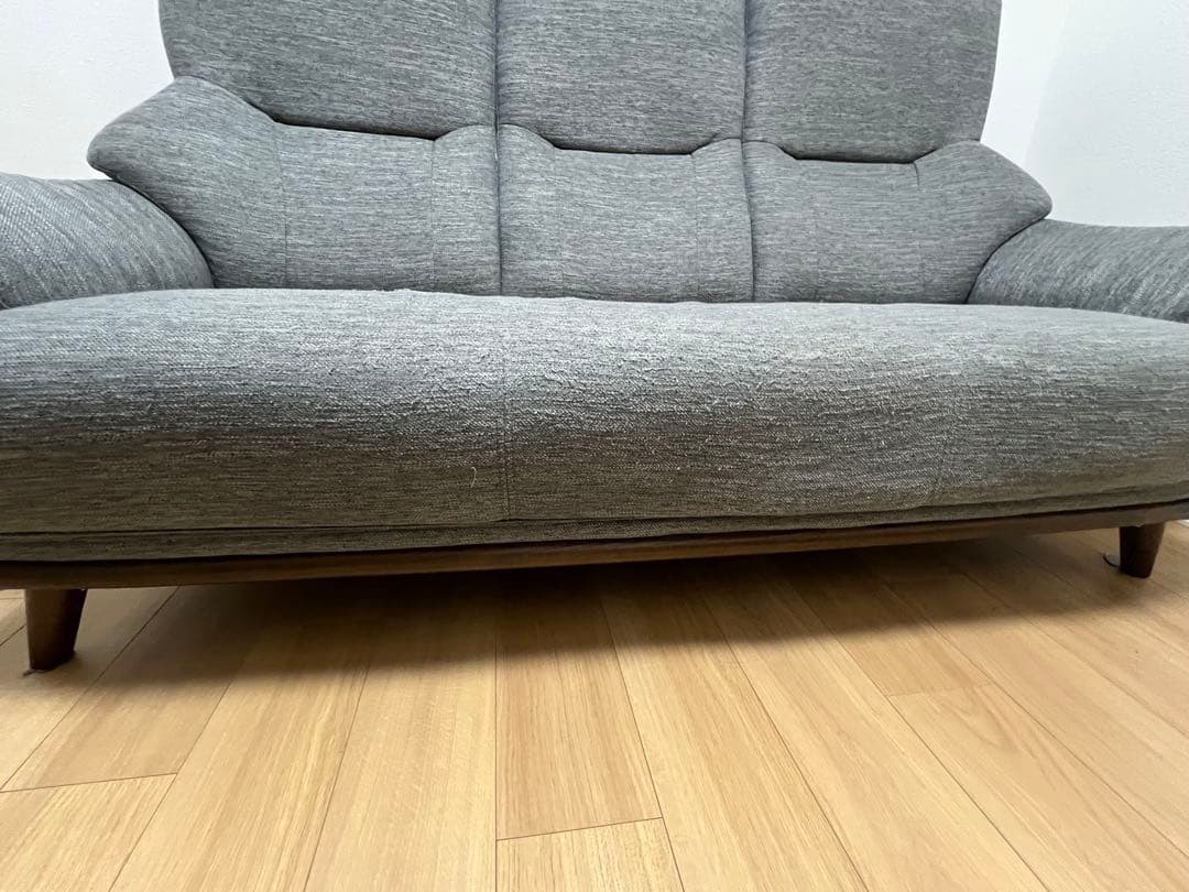 ニトリ　3人掛けソファ　コウテイ3