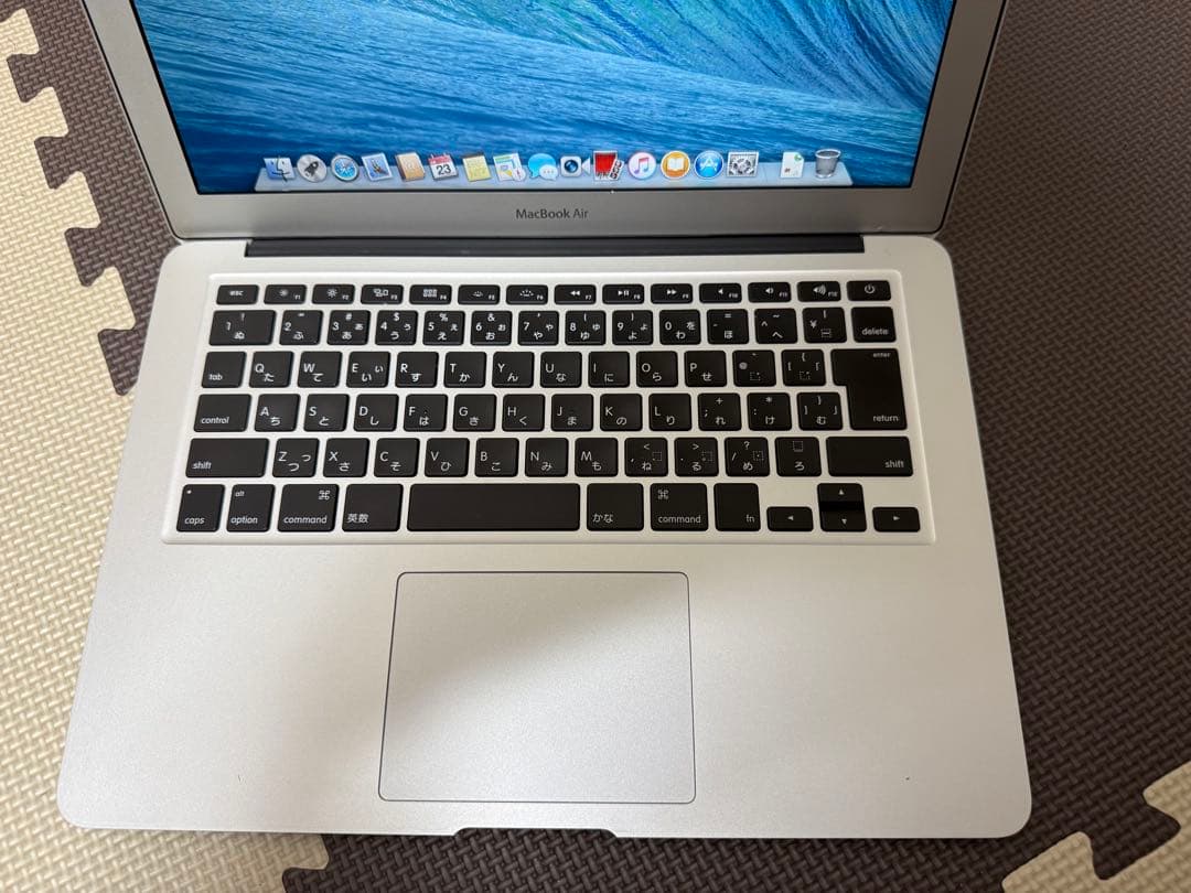 MacBook Air 13インチ 2014 i5/4GB/128GB