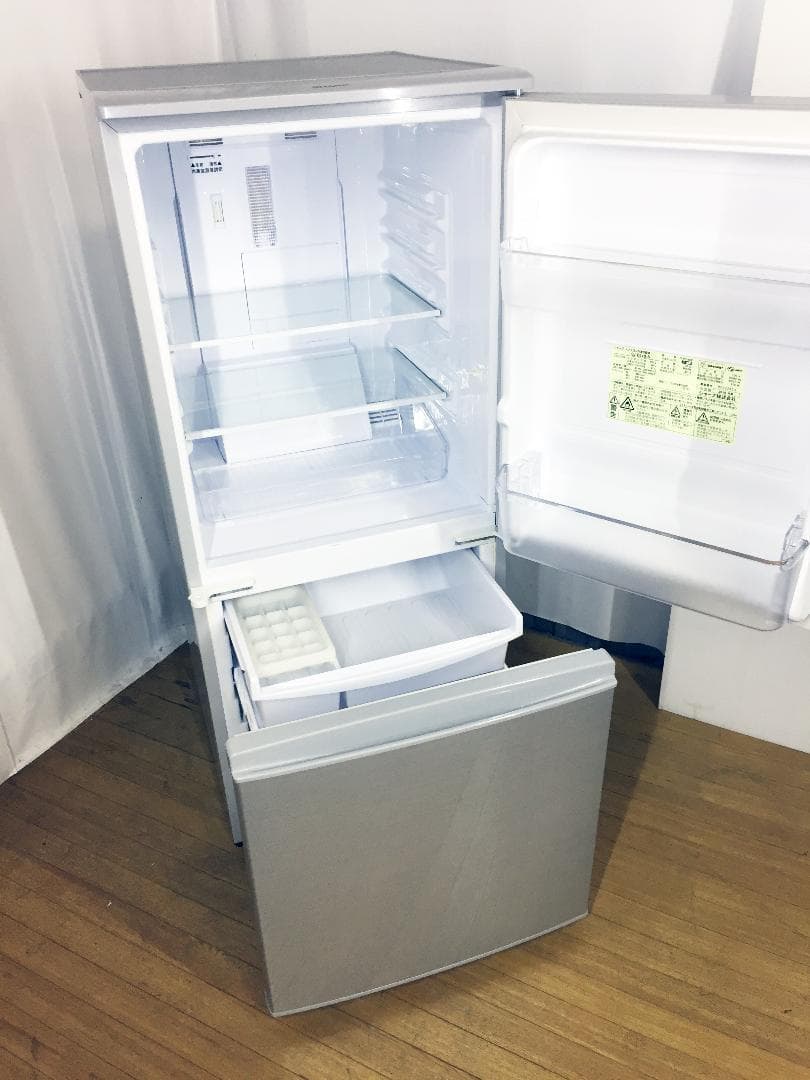 ◆SHARP 137L 冷蔵庫【♦SJ-D14A-S】♦♦♦♦