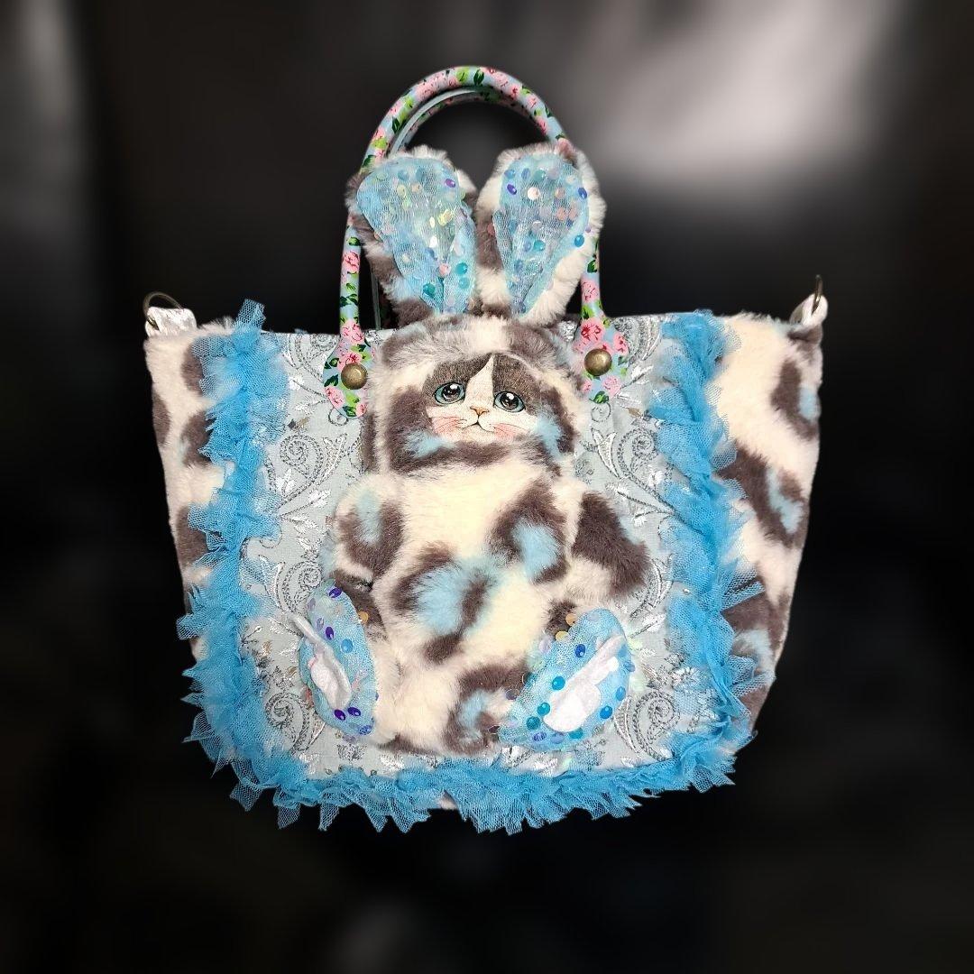 ざ*ろ様 コヤンイサムチョン♥️ハチワレちゃんブルーパキットレースとインド刺繍で