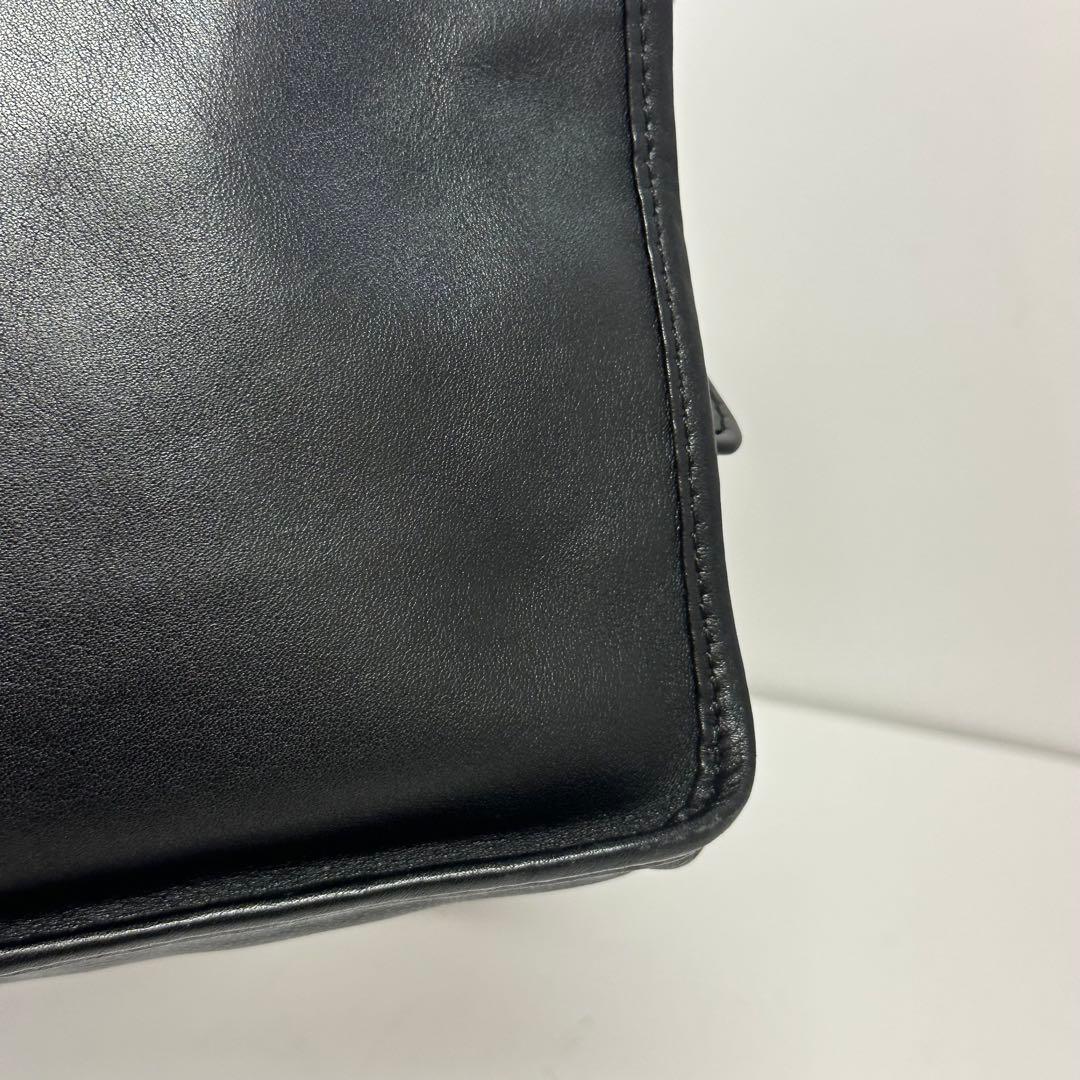 美品‼️ロエベ アナグラムロゴ レザーショルダーバッグ ブラック 黒 本革