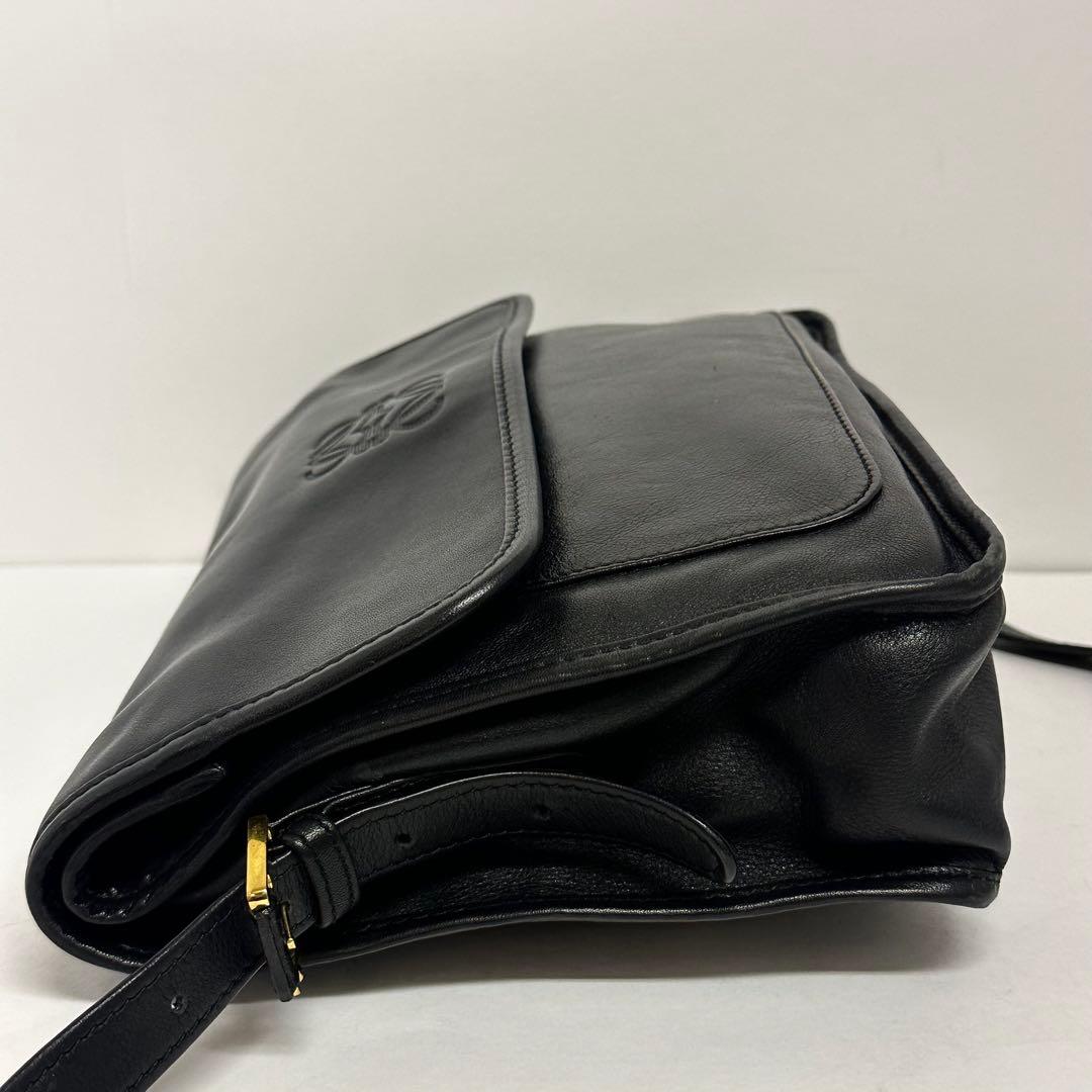 美品‼️ロエベ アナグラムロゴ レザーショルダーバッグ ブラック 黒 本革