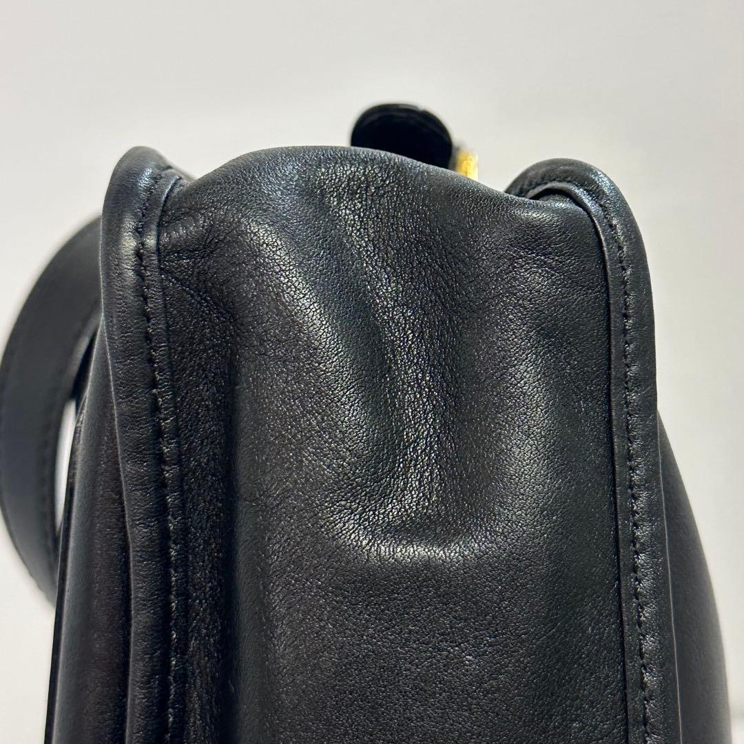 美品‼️ロエベ アナグラムロゴ レザーショルダーバッグ ブラック 黒 本革