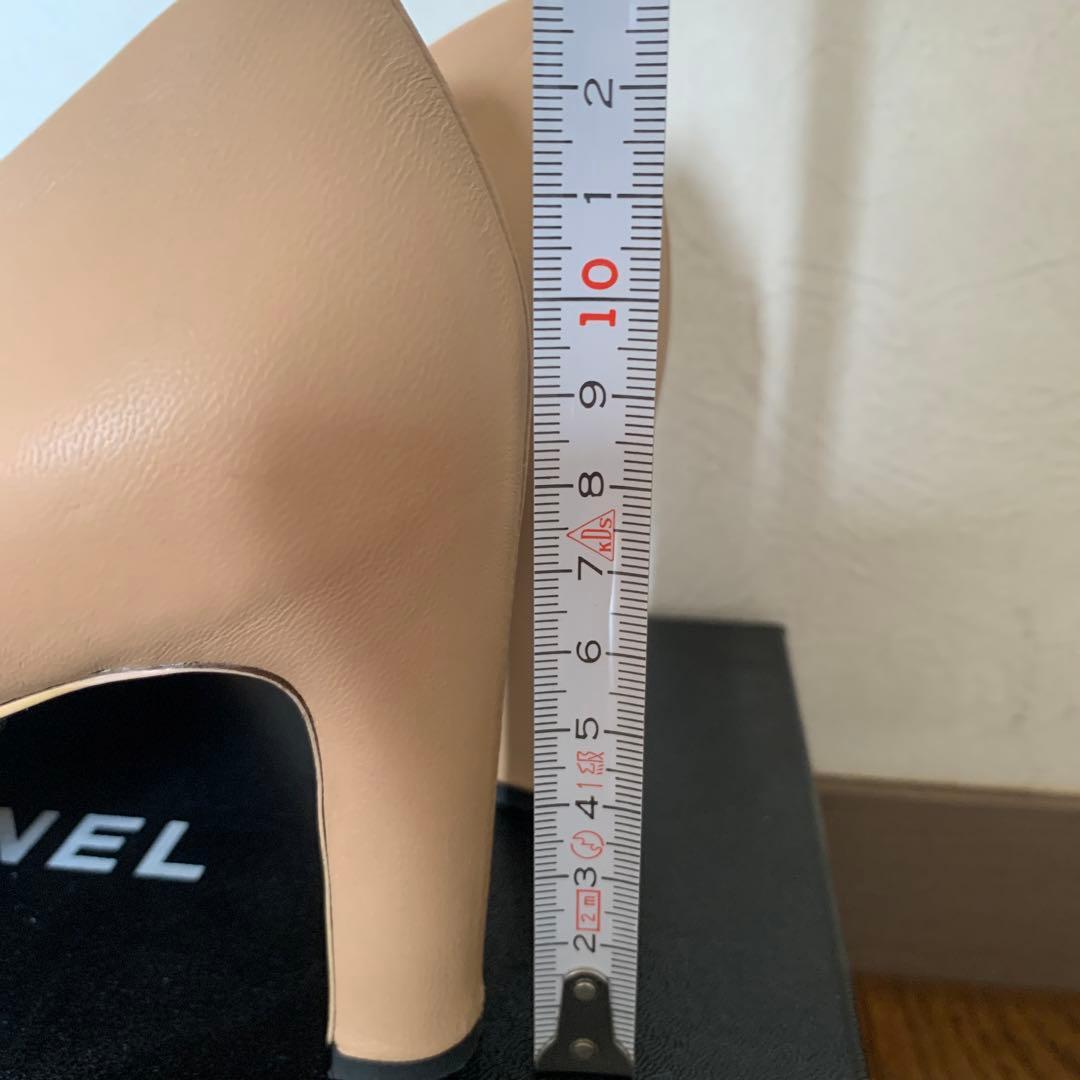 CHANEL ベージュ ブラックトゥ ハイヒール