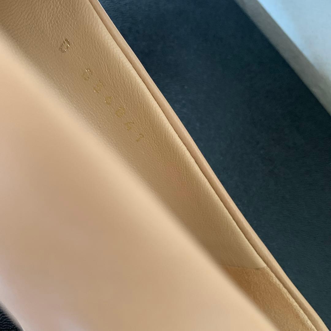 CHANEL ベージュ ブラックトゥ ハイヒール