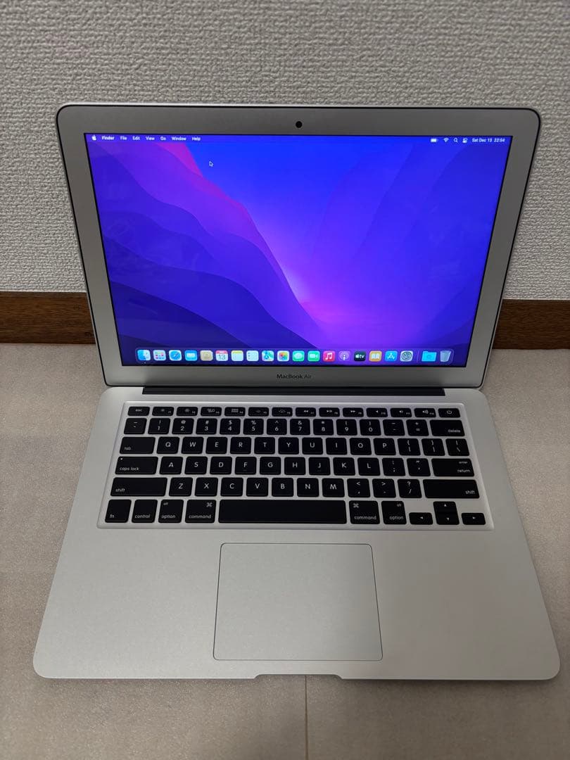 バッテリー新品同様　MacBook Air 13インチ　A1466 2015