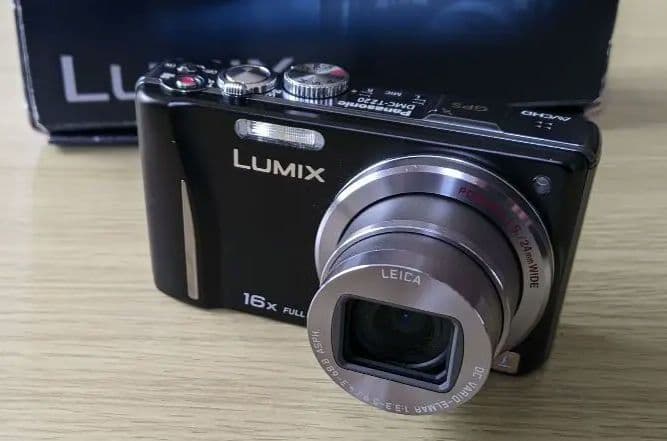 Panasonic LUMIX TZ20 コンデジ