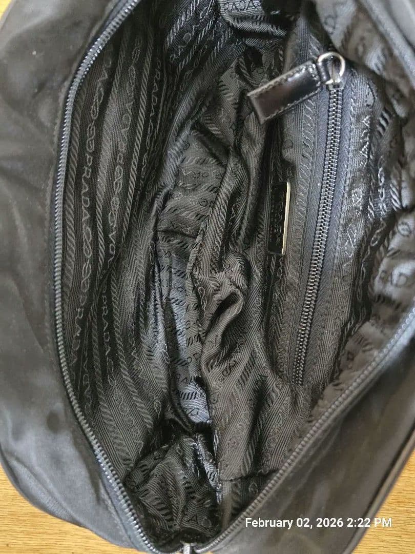 プラダ ブラック トートバッグ