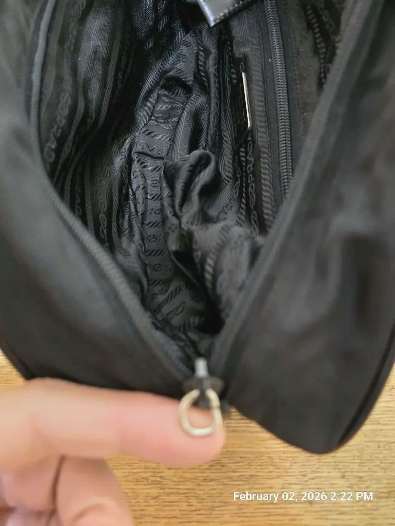 プラダ ブラック トートバッグ