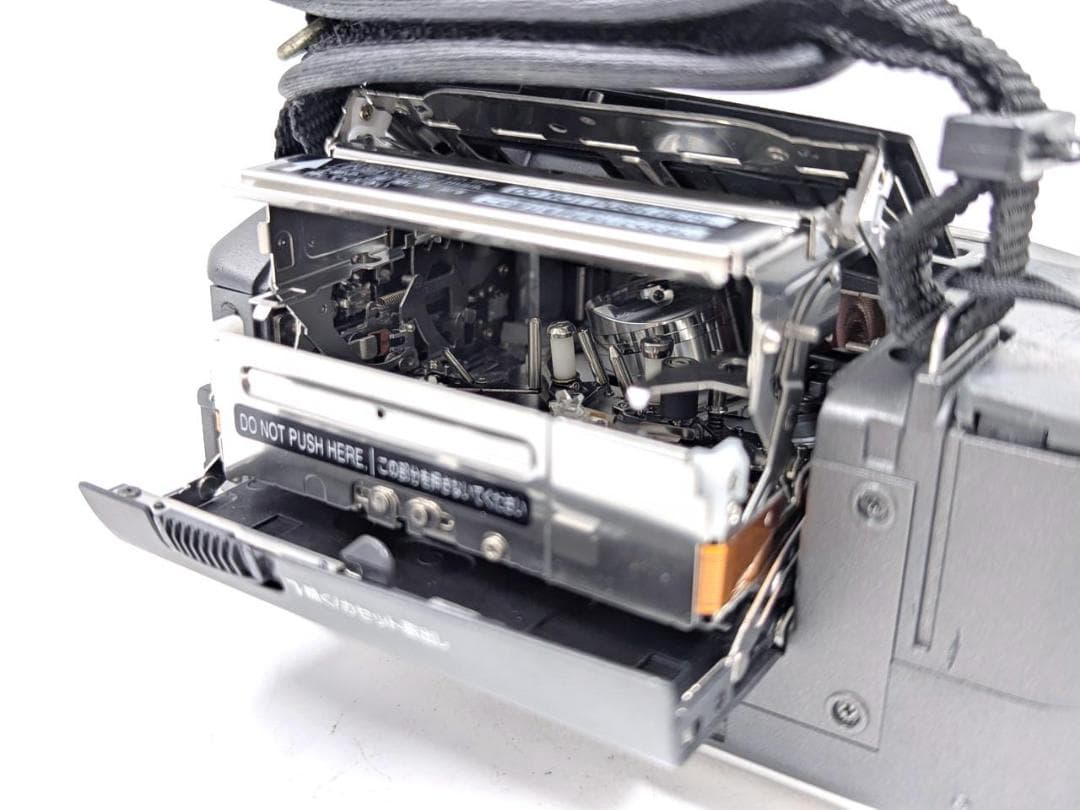 miniDVのダビングに！ PanasonicビデオカメラNV-MX2000 1