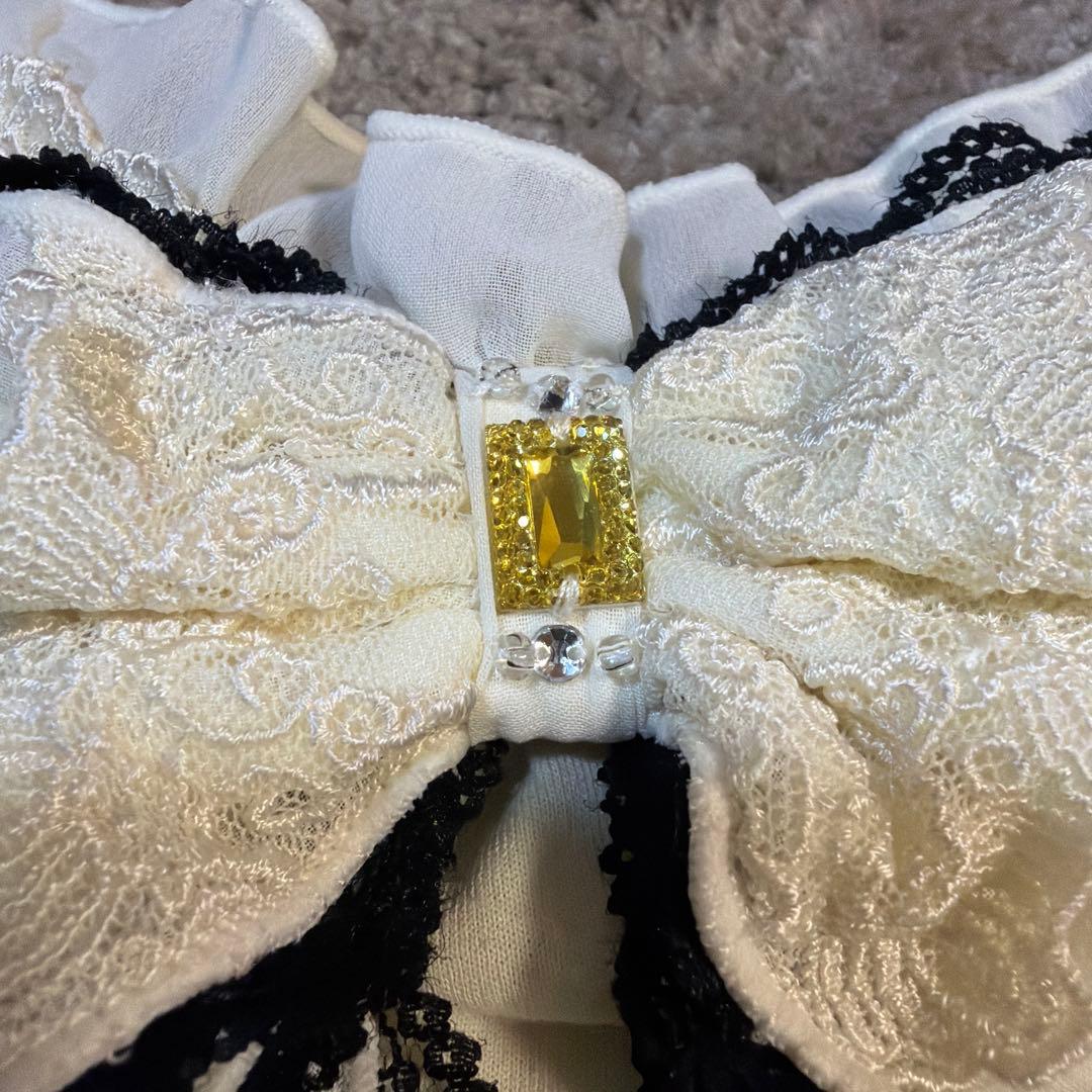 リボン付きホワイトキャミソール　フリル　刺繍 axes アクシーズ