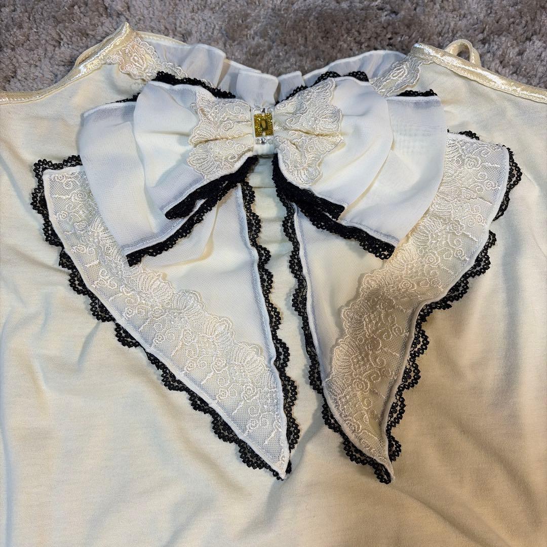 リボン付きホワイトキャミソール　フリル　刺繍 axes アクシーズ